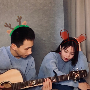 俄罗斯老大妈发型找80岁的老头裸体性交真人真事的视频
